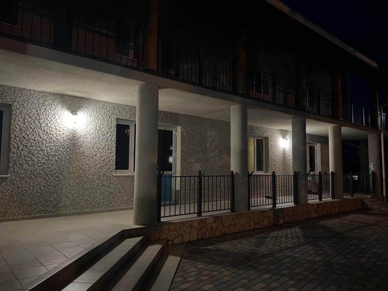 More Nadezhd Hotel Sanzhiyka Luaran gambar